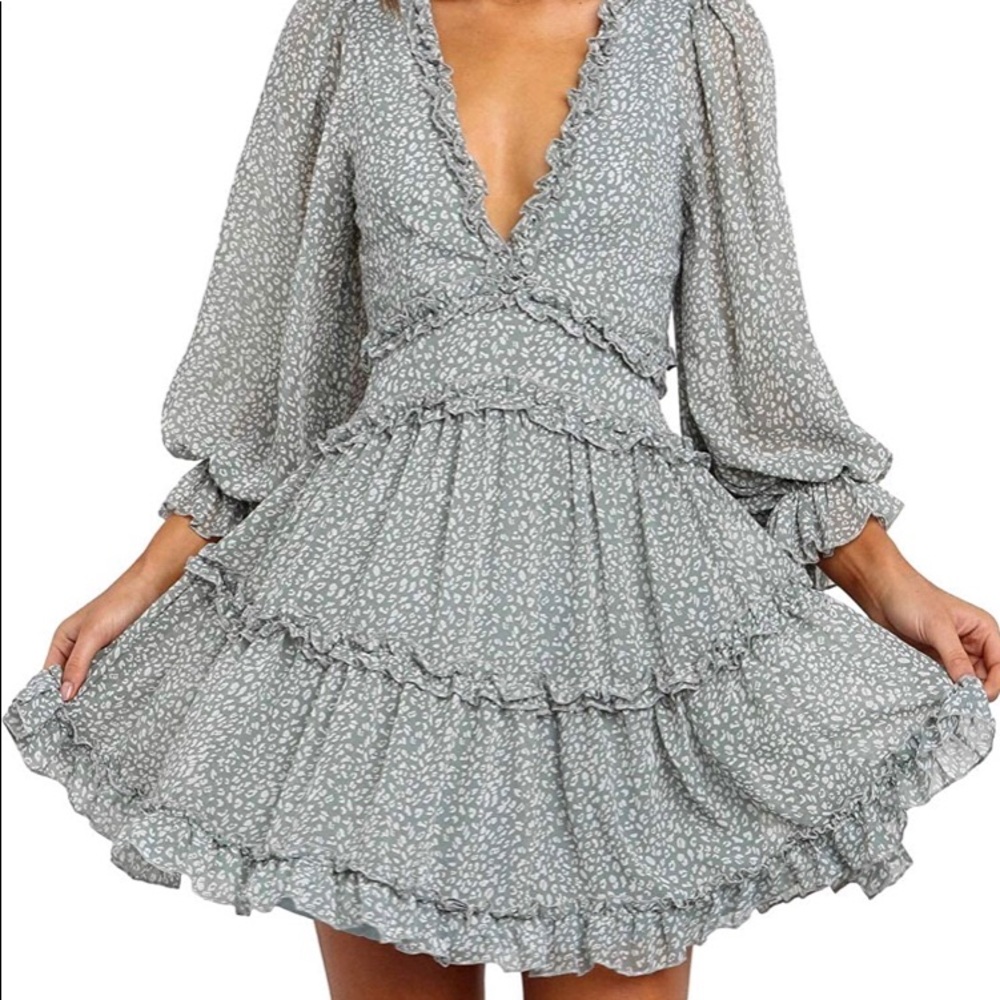 ruffle long sleeve layer backless deep v dress